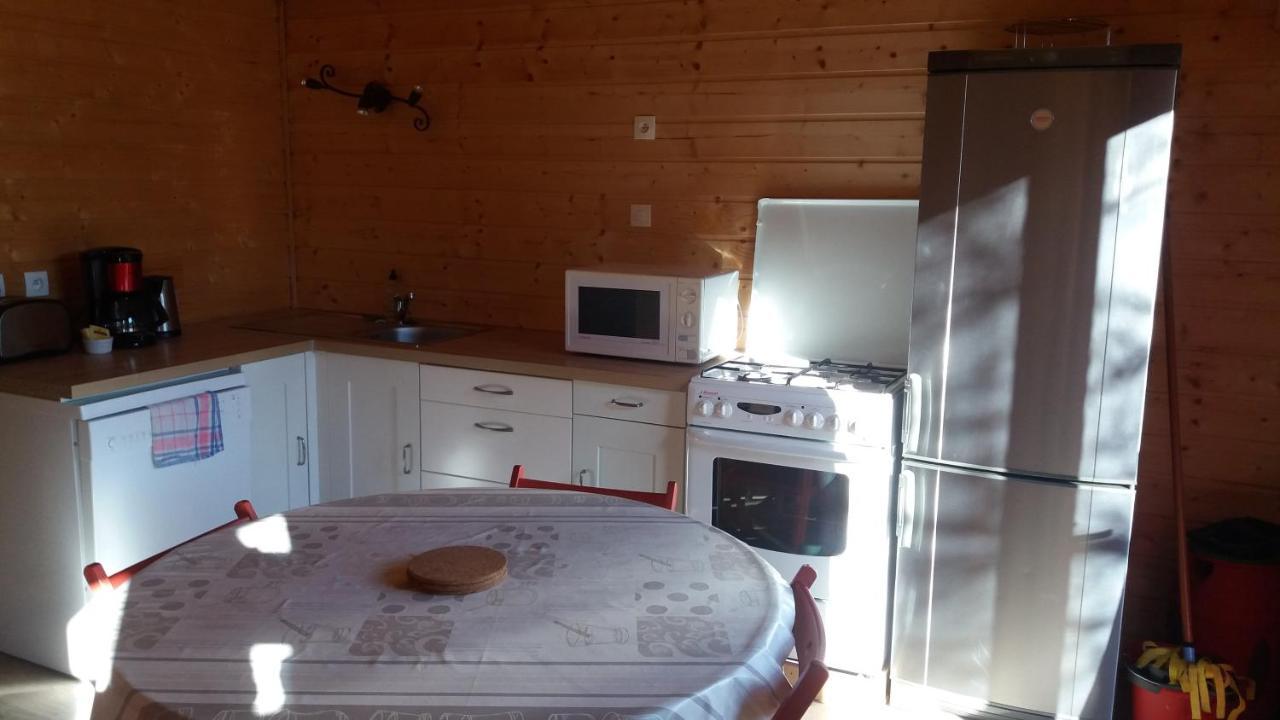 Gites De La Croisee Des Chemins - Piscine Chauffee - Spa, Hammam Et Sauna Izeaux Bagian luar foto