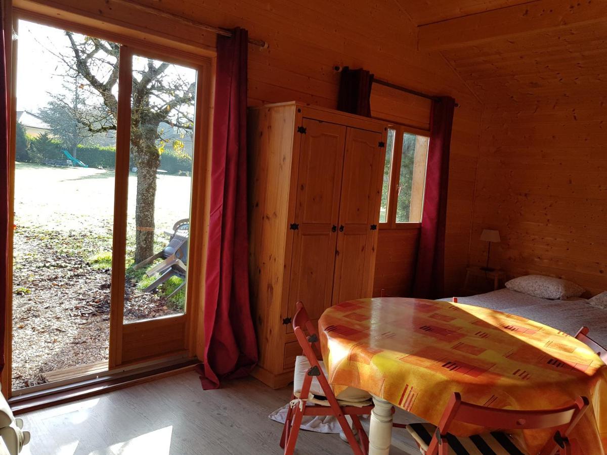 Gites De La Croisee Des Chemins - Piscine Chauffee - Spa, Hammam Et Sauna Izeaux Bagian luar foto