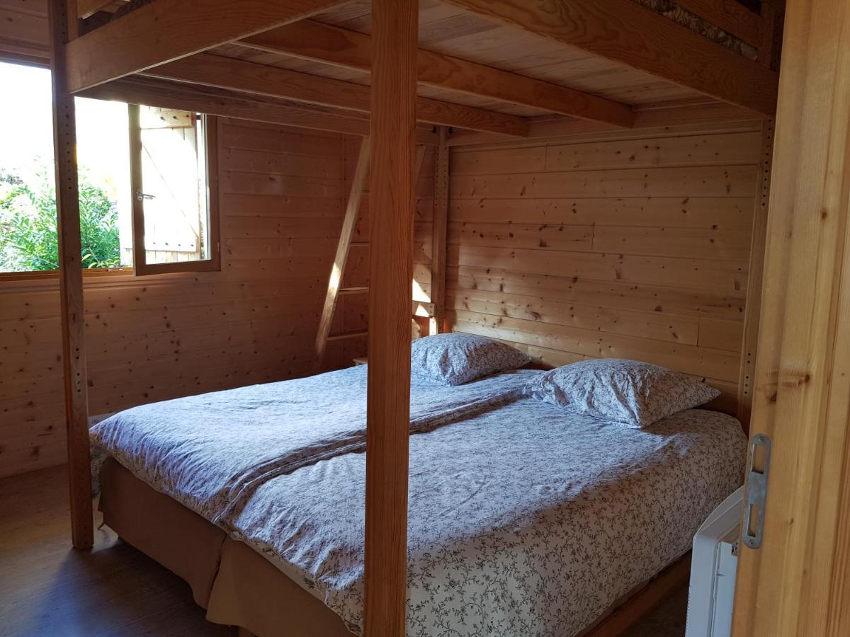 Gites De La Croisee Des Chemins - Piscine Chauffee - Spa, Hammam Et Sauna Izeaux Bagian luar foto