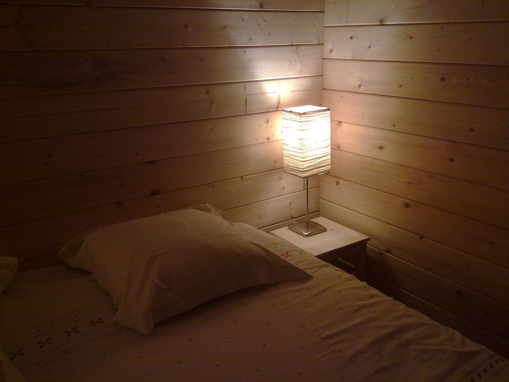 Gites De La Croisee Des Chemins - Piscine Chauffee - Spa, Hammam Et Sauna Izeaux Ruang foto