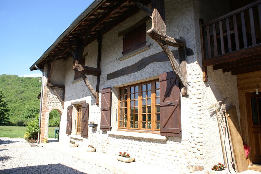 Gites De La Croisee Des Chemins - Piscine Chauffee - Spa, Hammam Et Sauna Izeaux Bagian luar foto